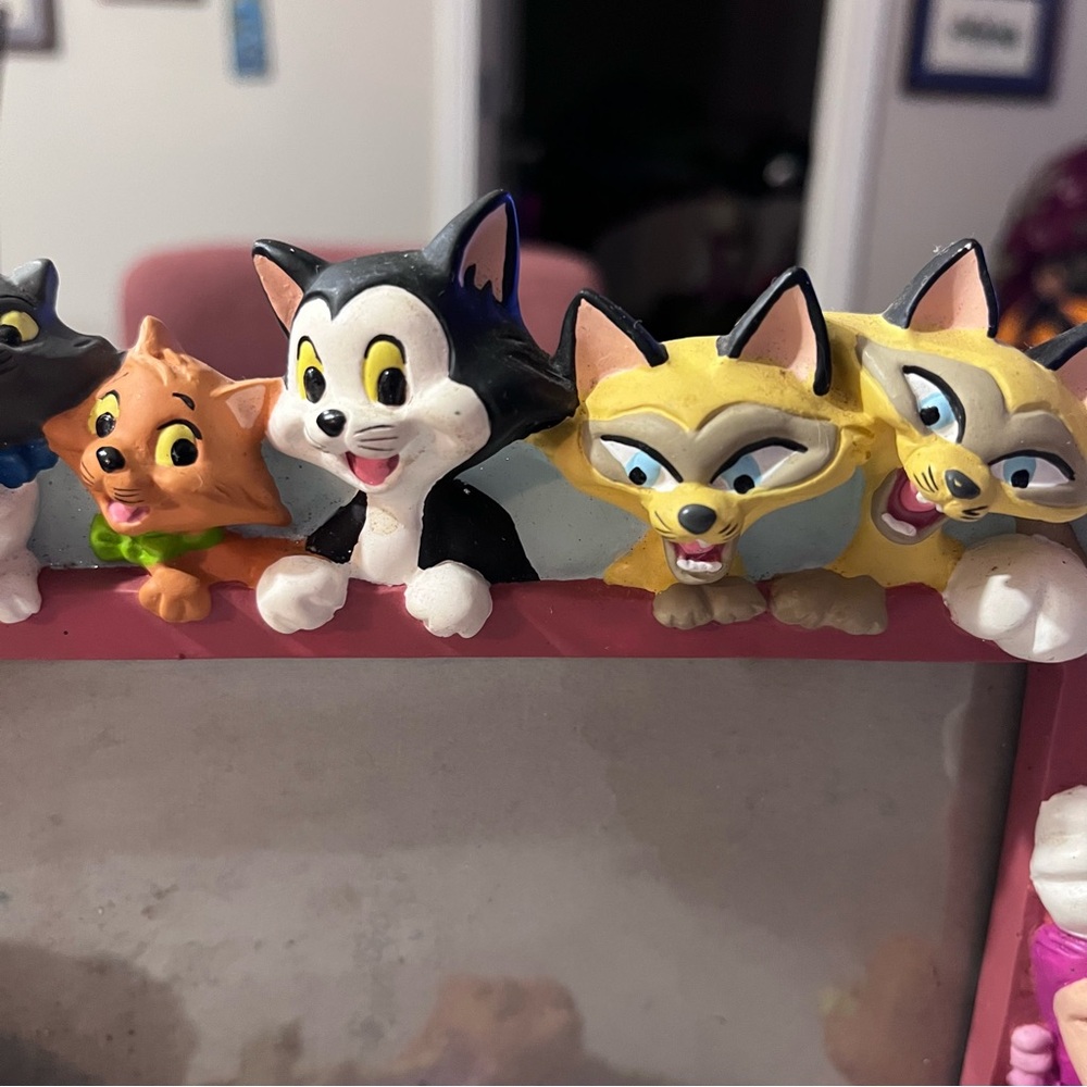 Vintage Cats of Disney Picture Frame - Picture 3 of 10